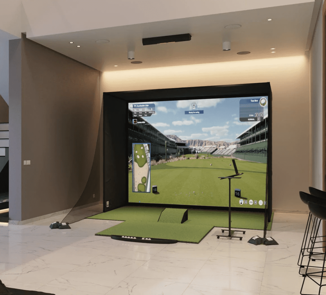 Uneekor QED SWINGBAY Golf Simulator Package